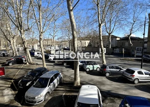 BUREAU AU COEUR DE LA VILLE