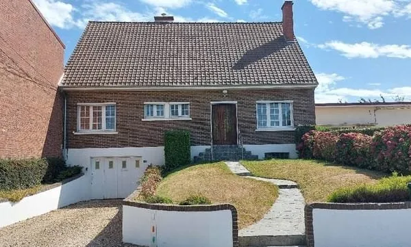 Maison 6 pièces 140 m²