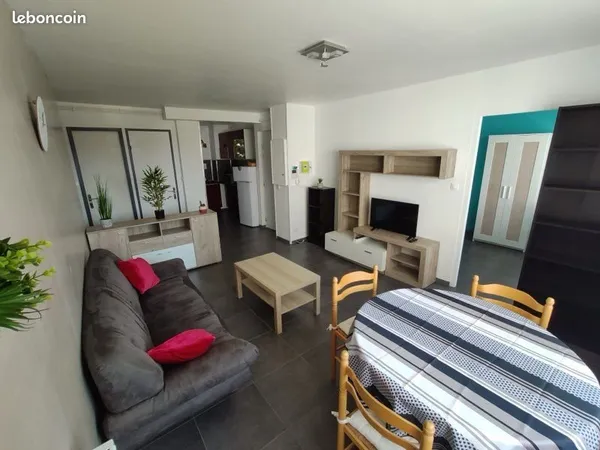 Colocation Merignac - une chambre disponible