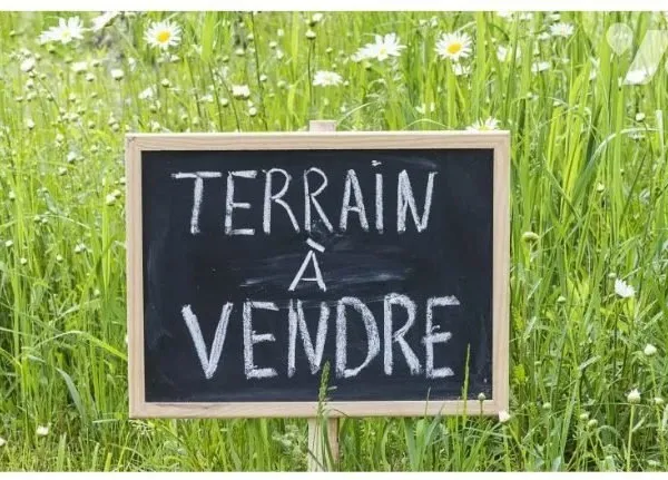 Terrain 1346 m²
