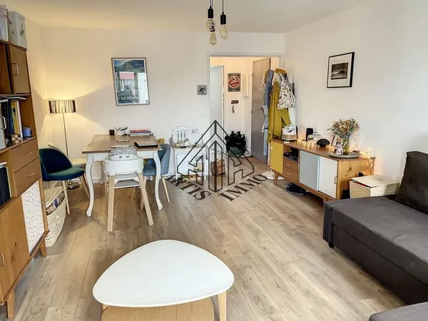 MONTPELLIER : VENTE - 298000 € T 3 - 63 m² - terrasse parking