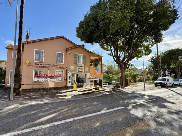 RARE À LA VENTE - Cession Droit au Bail - SANARY SUR MER