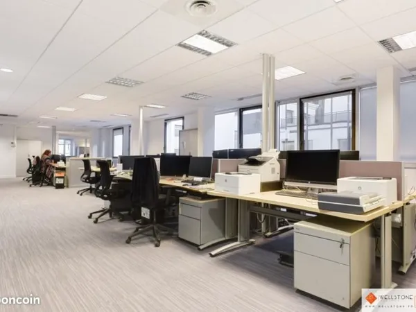 Bureaux 1 388 m²