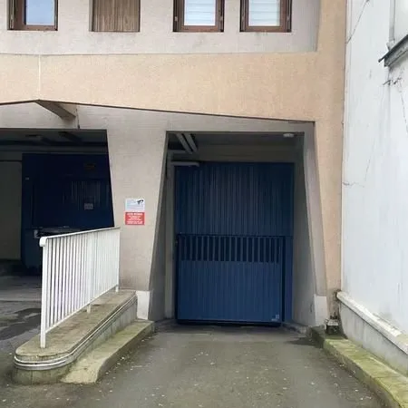 Parking à louer - Vanves - Métro Malakoff Plateau de Vanves
