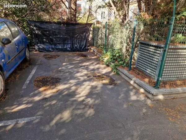 Emplacement parking