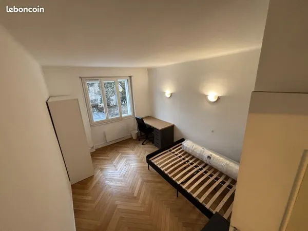Colocation - Chambre spacieuse 13m²