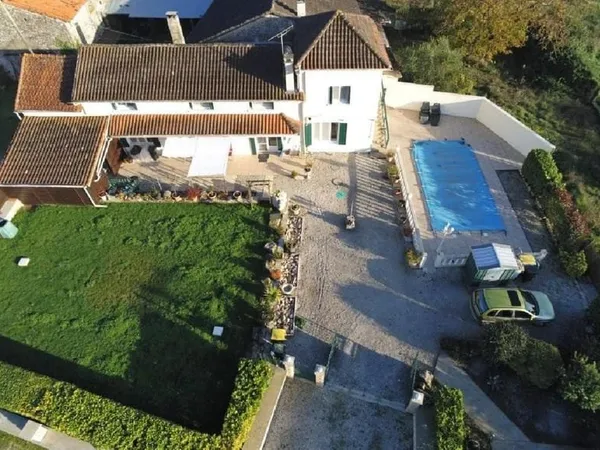 Maison Vente Mansle 5p 141m² 234000€