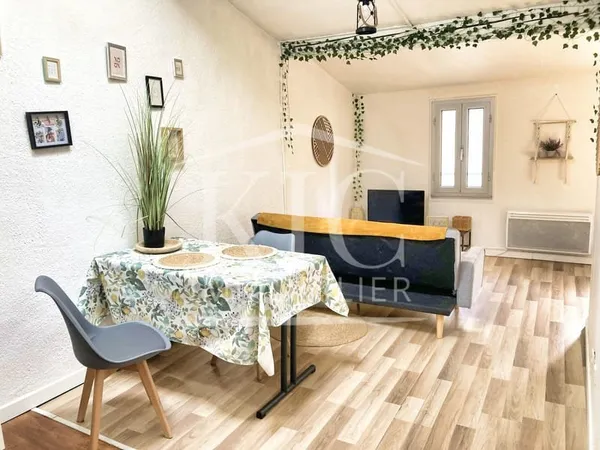 CARCASSONNE - IMMEUBLE 120 M2 - LOCAL COMMERCIAL + 3 APPARTE