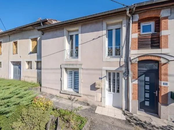 Maison 3 pièces 140 m²