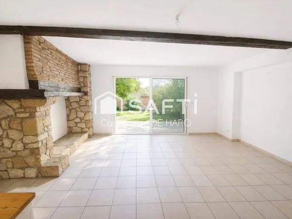 Maison de ville en duplex avec sous-sol aménagé - Centre historique de Muret