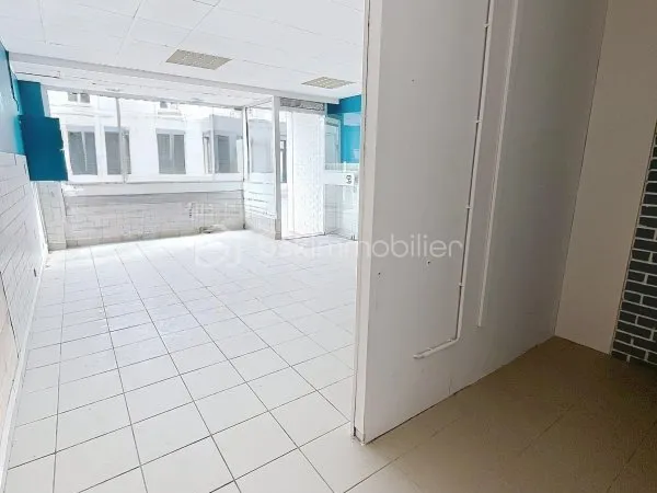 Fonds de commerce 1 pièce 30 m²