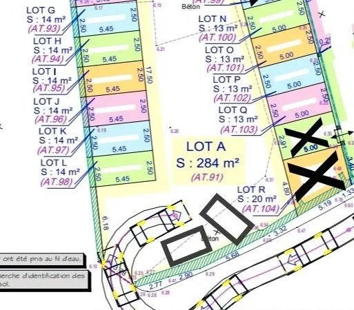 Grand parking de 13 places Duclair centre
