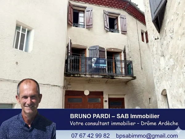 Maison de Village