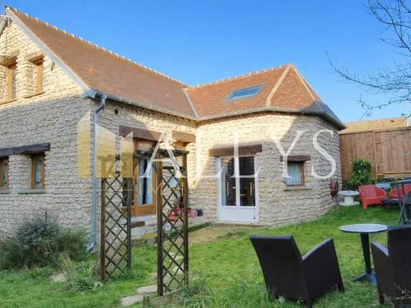 Maison 5 pièces avec dépendance