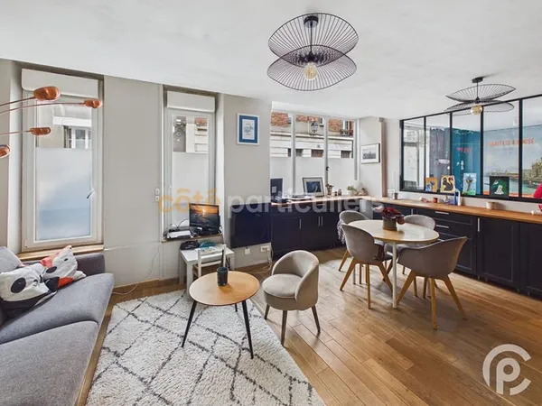 Coeur de ville, appartement 4P atypique