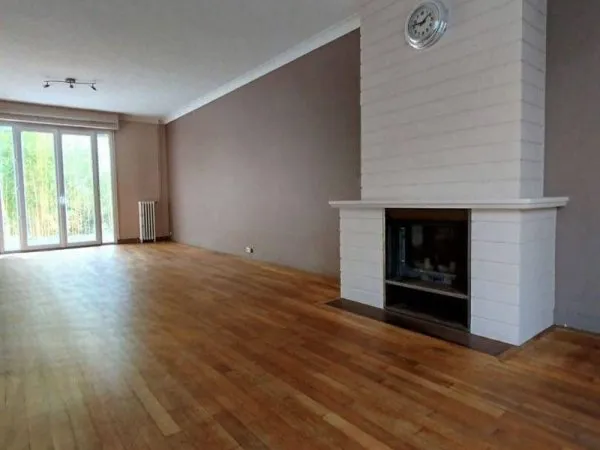 Bureaux 9 pièces 200 m²