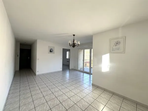 Amelie Les Bains - Appartement F2 - Garage