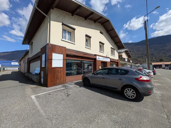 Local d'activité 5 pièces 454 m²