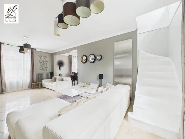 Maison 6 pièces 170 m²