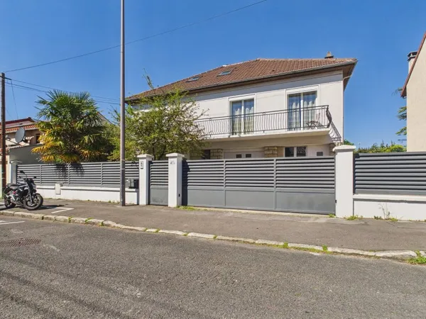 Maison de rapport - 5 500€/mois - rendement brut 7,8 %