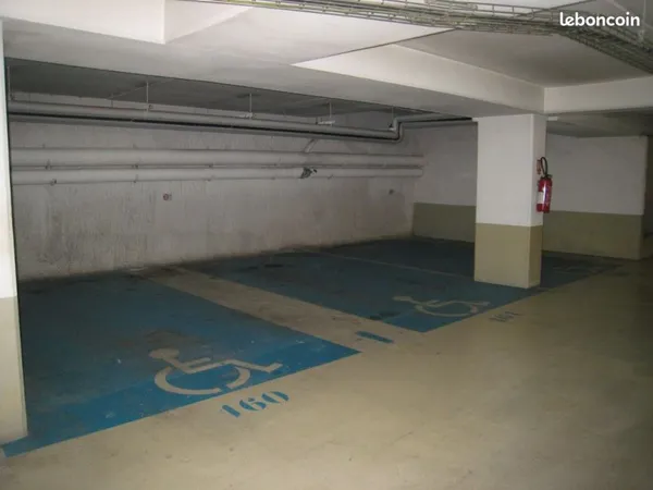 Place de parking - Javel - rue Cauchy