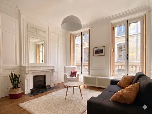 Vends 3P de 66m² en Presqu'île situé aux Cordeliers. À visiter sans tarder !