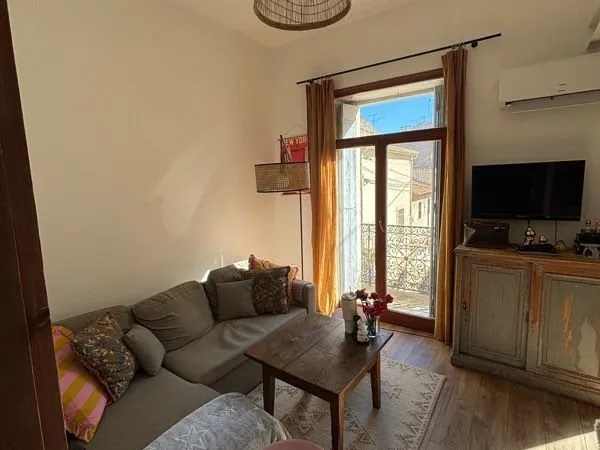 Apparemment proche des arènes
