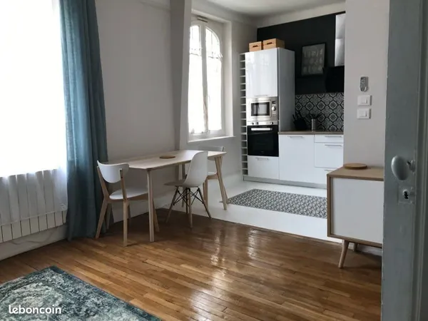 3 pièces haussmnien 60m2