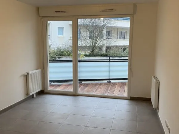 F2 BALCON PARKING