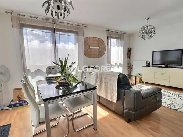 Appartement 4 pièces 76 m²