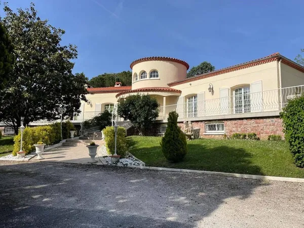 Maison 14 pièces 433 m²