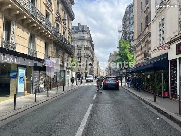 Service immobilier 21 m²