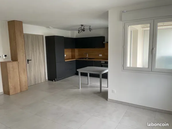 Location F2 à Elange