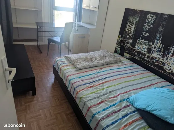 Colocation meublée - Chambre disponible à Élancourt (Les Nouveaux Horizons)