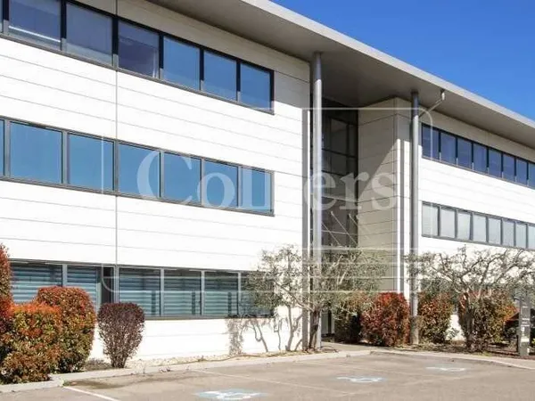 Bureaux 367 m²