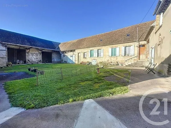 Maison 6 pièces 90 m²