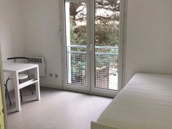Studio 1 pièce 18 m²
