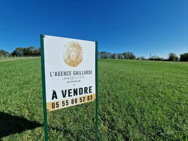 Terrain à bâtir - Chavagnac