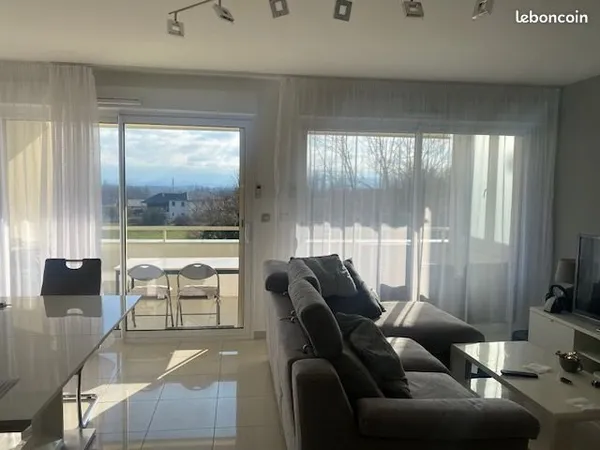 Appartement T3 - LOGRAS / PERON