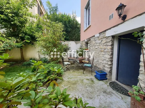 Maison 7 pièces 146 m²