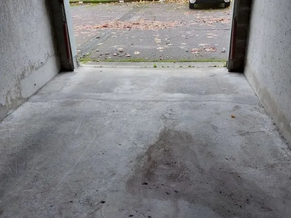 garage fermé de 20 m2