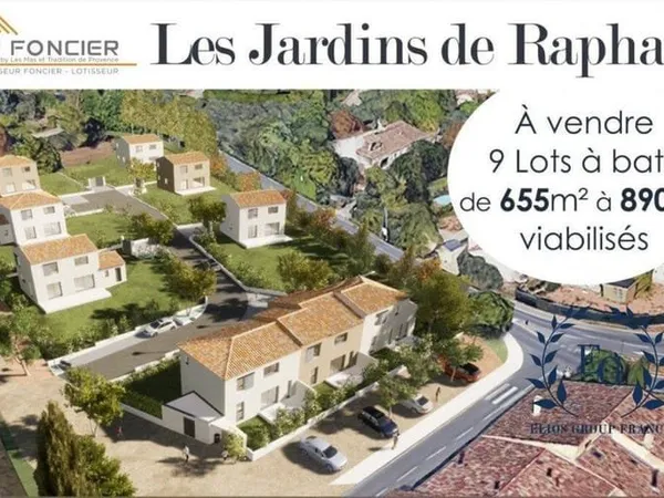 Terrain 670 m²
