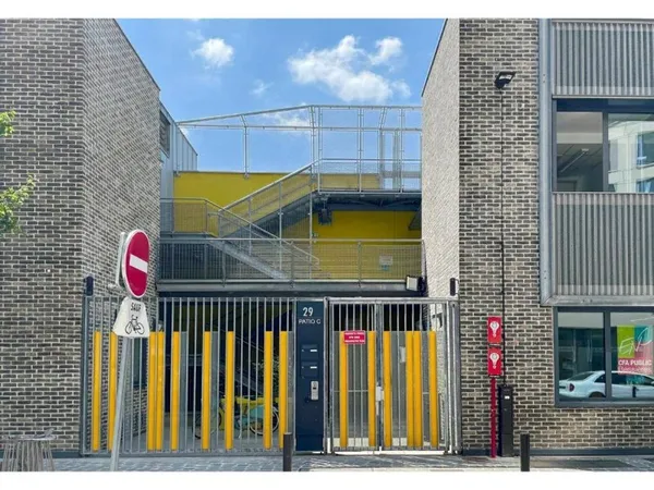 Bureaux 290 m²