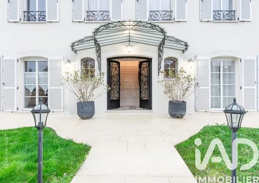 Propriété 15 pièces 658 m²