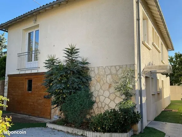 Maison 7 pièces 140 m²