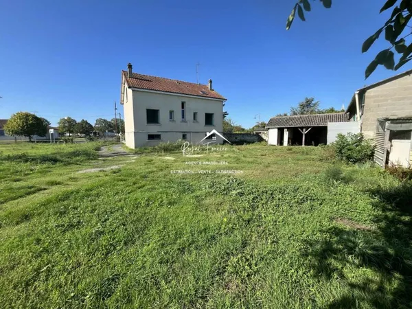 Maison sur sous-sol proche de la gare