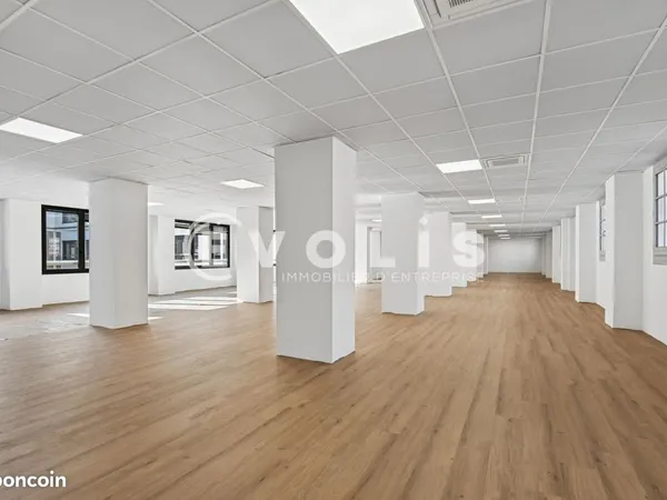 Bureaux 215 m²