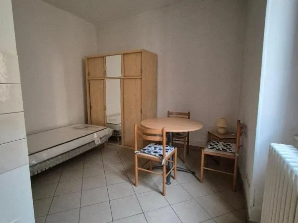 Appartement 1 pièce 14 m²