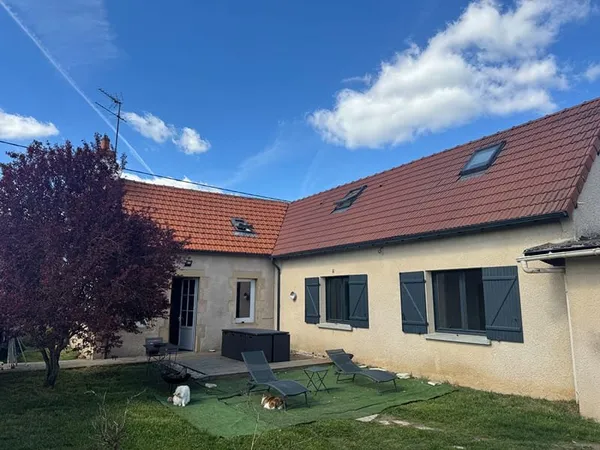 Maison Villeneuve Sur Allier T5