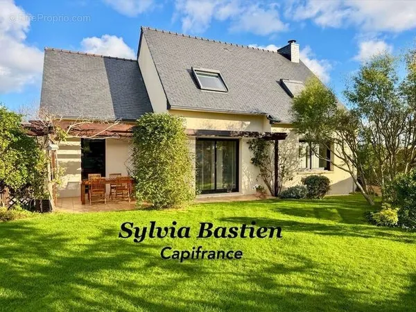 Très belle maison - construction de qualité - entre bourg et plage - LANDEDA - 29870 - 120 m² - 4 ch